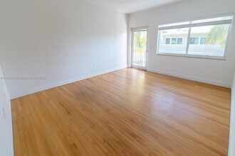 7207 Bay Dr in Miami Beach, FL - Building Photo - Building Photo