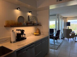 2022 Southridge Dr in Palm Springs, CA - Building Photo - Building Photo