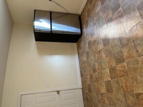 2332 W Eastwood Ave in Chicago, IL - Building Photo - Building Photo