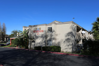 Michael Arms Apartments in La Mesa, CA - Building Photo - Building Photo