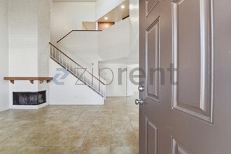 609 E Mesquite Cir in Tempe, AZ - Foto de edificio - Building Photo