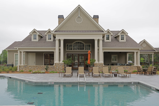 Greystone at Riverchase in Phenix City, AL - Foto de edificio - Building Photo