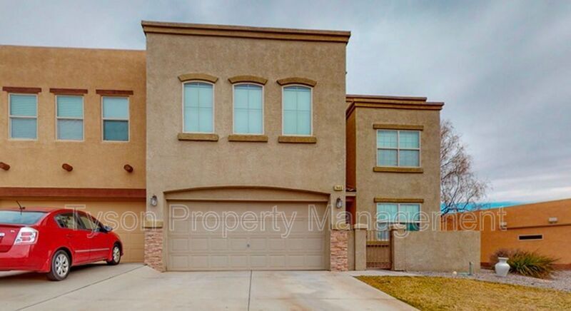 2440 Corvara Drive Southeast in Rio Rancho, NM - Building Photo