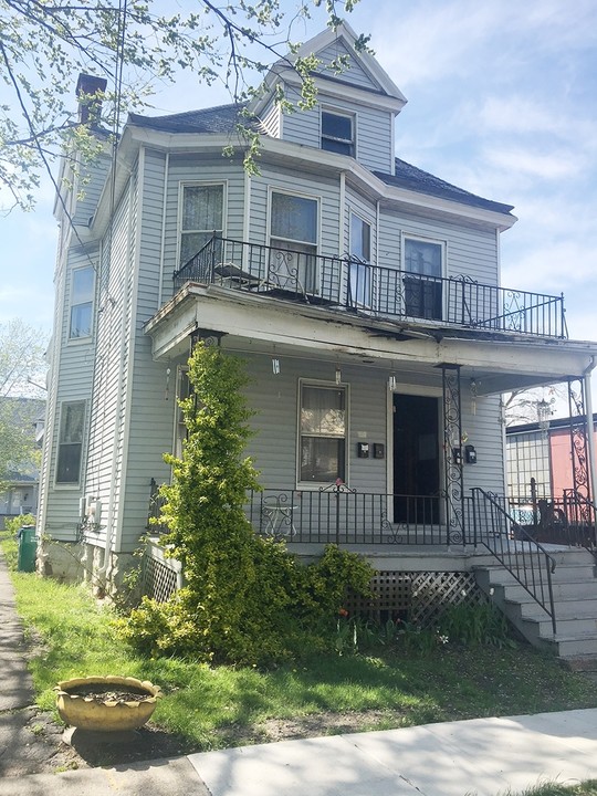 1280 West Ave in Buffalo, NY - Building Photo