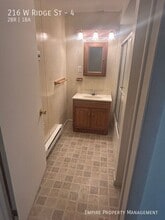 214-216 W Ridge St in Lansford, PA - Foto de edificio - Building Photo