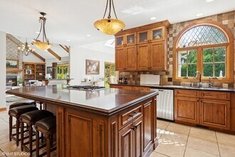 8S241 Dunham Dr in Naperville, IL - Building Photo - Building Photo