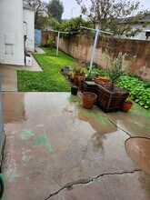 12019 Ocean Park Blvd, Unit 12019 in Los Angeles, CA - Foto de edificio - Building Photo