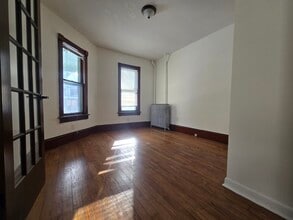 146 Analomink St in East Stroudsburg, PA - Foto de edificio - Building Photo