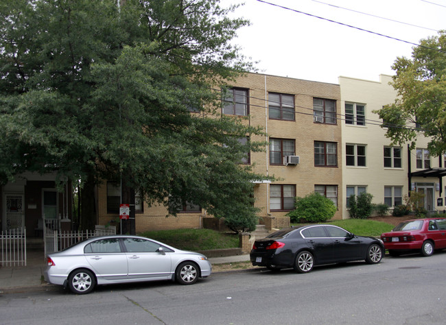 920 Madison St NW in Washington, DC - Building Photo - Building Photo