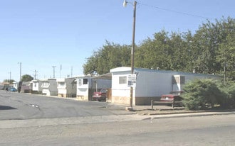 9060 S Colusa Apartments