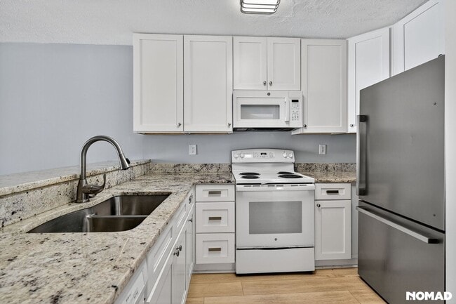 property at 209 Sunn Aire Ct