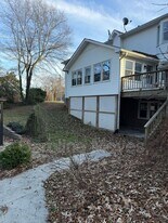 121 Chipwood Ln in Greenville, SC - Building Photo