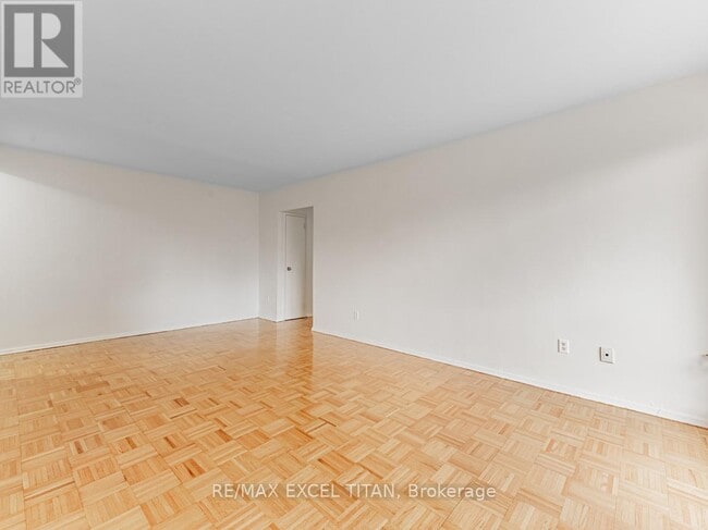 property at 1524 Lawrence Ave W