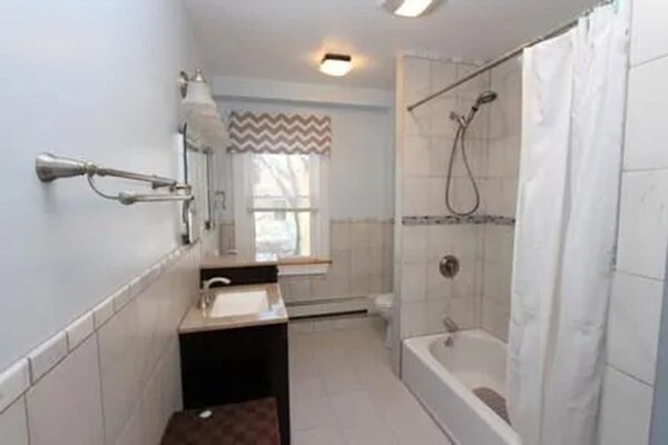 25 Cornwall St, Unit 2 in Boston, MA - Building Photo - Building Photo