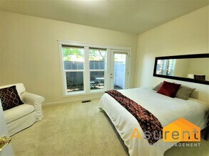 463 Holly St in Ashland, OR - Building Photo - Building Photo