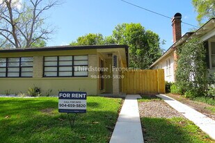 2853 Lydia St in Jacksonville, FL - Building Photo