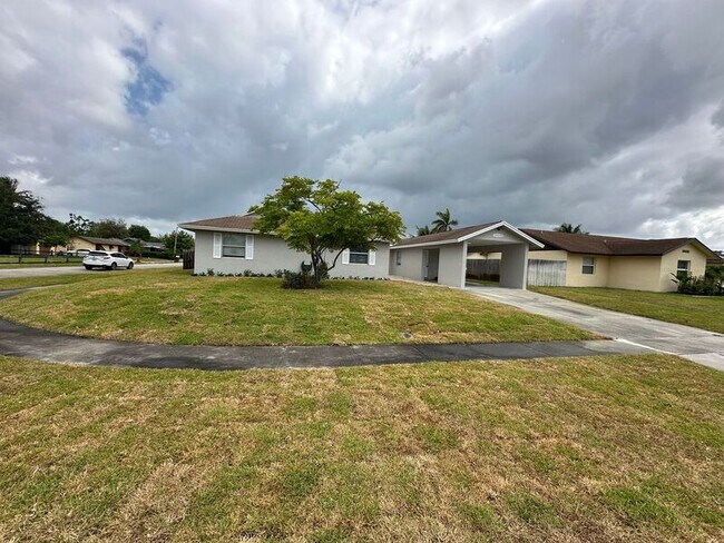 10431 Pippin Ln