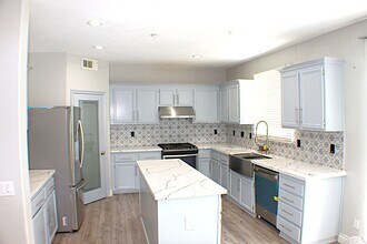 7197 Birch Tree Pl in Fontana, CA - Foto de edificio - Building Photo