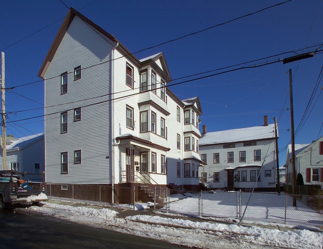 235-237 Orange St in Fall River, MA - Building Photo - Building Photo