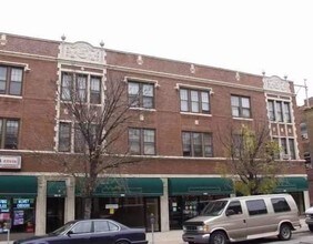1918-1930 W Montrose Ave in Chicago, IL - Building Photo - Building Photo