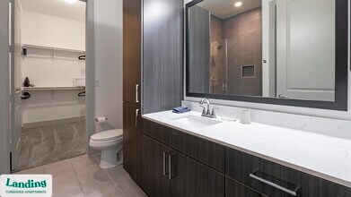 3030 Summer St, Unit 554 in Houston, TX - Building Photo - Building Photo