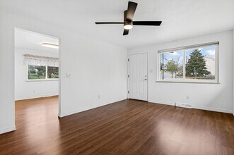 2000 Otis St in Edgewater, CO - Building Photo - Building Photo