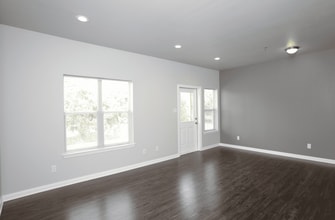 City Center Apartments in Longview, TX - Foto de edificio - Building Photo