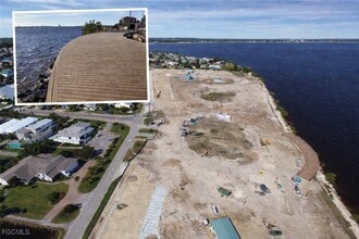 1914 SE 40th Terrace in Cape Coral, FL - Building Photo - Building Photo