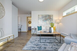 525 Federal in Seattle, WA - Building Photo