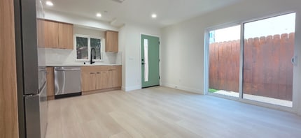 1330 Tamarind Ave in Los Angeles, CA - Building Photo - Building Photo