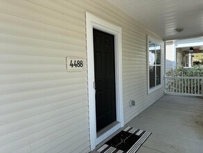 4488 Grand Strand Dr in Grove City, OH - Building Photo - Building Photo