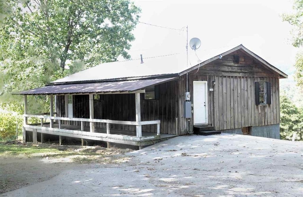 195 Wedgewood Ln in Spring City, TN - Building Photo