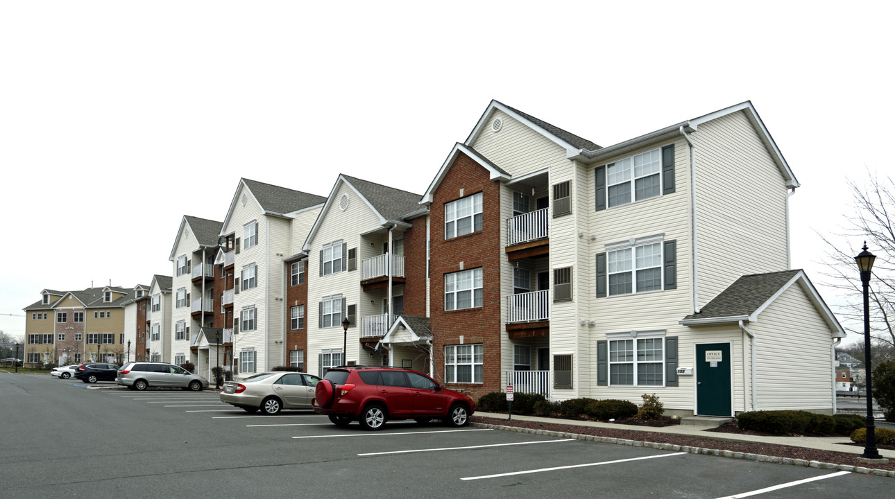 STATION COURT L.L.C. in Berkeley Heights, NJ - Foto de edificio