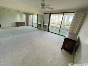 2333 Kapiolani Blvd in Honolulu, HI - Building Photo - Building Photo