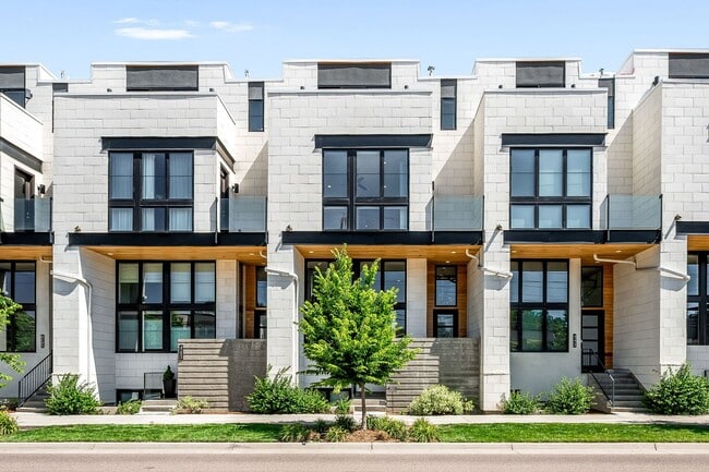 property at 4263 E 8th Ave