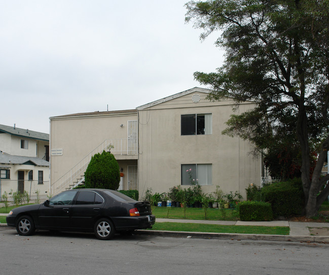 Dandekar Apartments in Midway City, CA - Building Photo - Building Photo