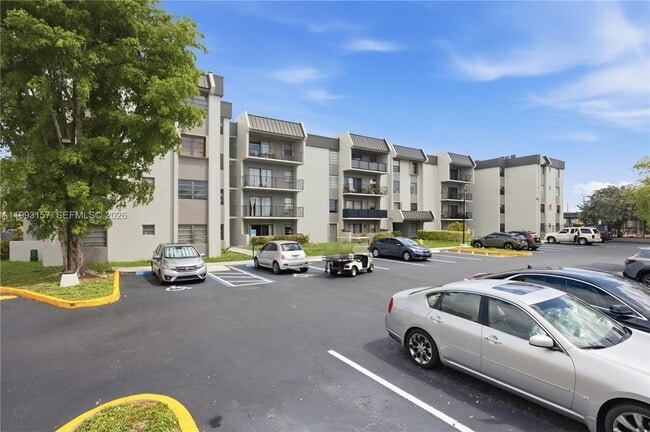 property at 10431 N Kendall Dr