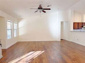161 Swale Ln in Las Vegas, NV - Building Photo - Building Photo
