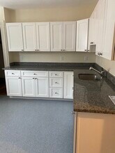 244 Robbins St in Waltham, MA - Building Photo - Building Photo