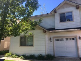 1136 W Willow Lake Loop in Coeur d'Alene, ID - Building Photo