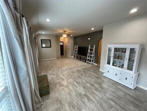 5925 Malta Cir in Round Rock, TX - Building Photo - Building Photo