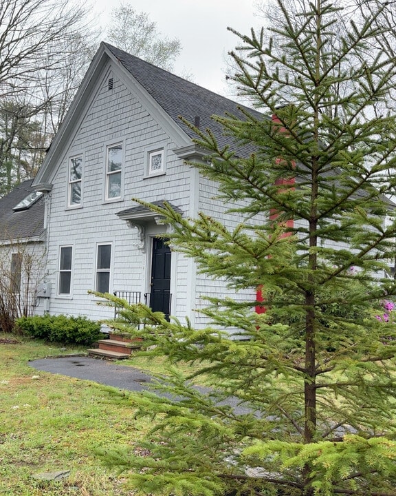 114 York St, Unit 2 in Kennebunk, ME - Building Photo