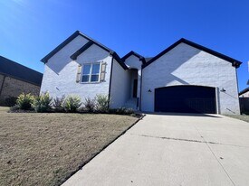 8817 Stillwater Rd in Sherwood, AR - Building Photo