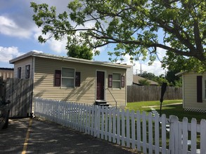 1812 Market St in Pascagoula, MS - Building Photo - Building Photo