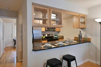 2253 Spruce St in Boulder, CO - Building Photo - Building Photo