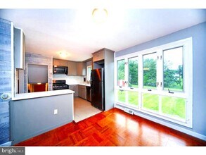 511 Wellington Rd in Eagleville, PA - Building Photo - Building Photo