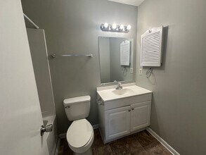 1190 Wrenwood Ct in Fayetteville, NC - Building Photo - Building Photo