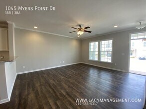 1045 Myers Point Dr in Morrisville, NC - Building Photo - Building Photo
