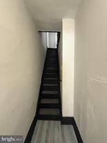 5734 Vandike St in Philadelphia, PA - Building Photo
