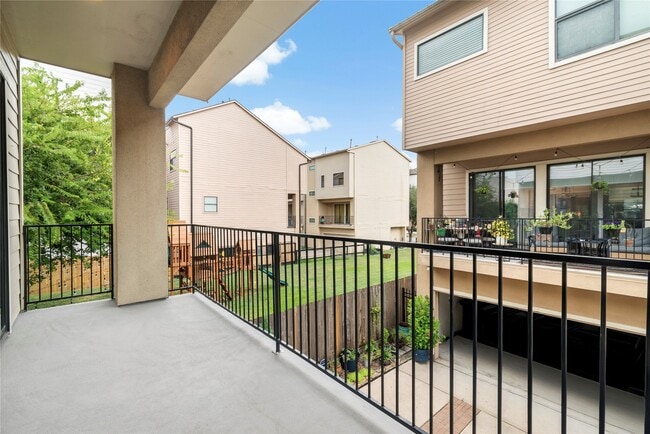 property at 808 Paige St